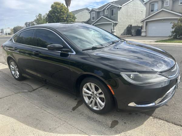 2013 Chrysler 200 LX 4dr Sedan Automatic — photo 1