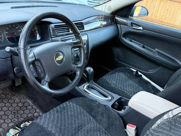 2012 Chevrolet Impala LS 4dr Sedan Automatic — photo 9