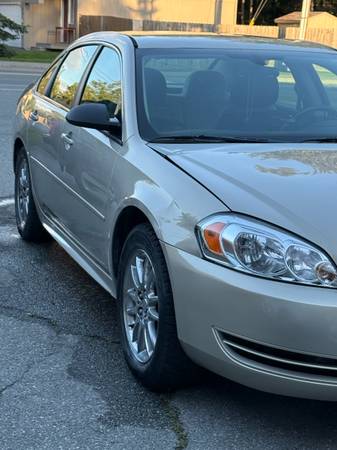 2012 Chevrolet Impala LS 4dr Sedan Automatic — photo 3