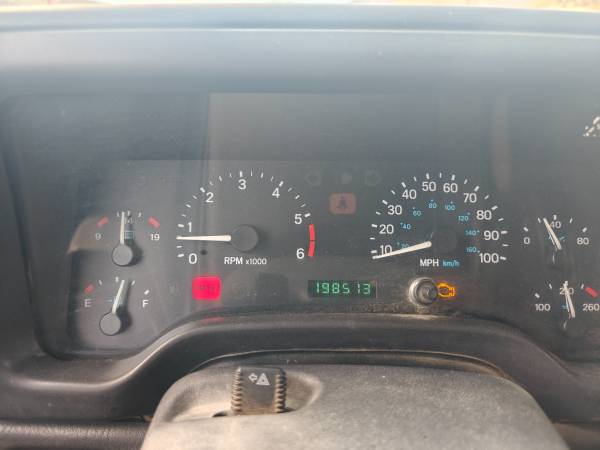 2000 Jeep Wrangler Sport 2dr 4x4 Manual — photo 11