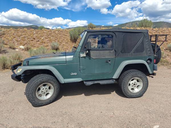 2000 Jeep Wrangler Sport 2dr 4x4 Manual — photo 3