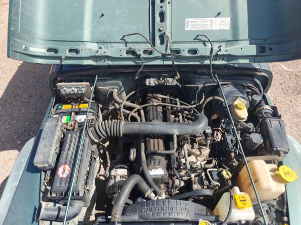 2000 Jeep Wrangler Sport 2dr 4x4 Manual — photo 2