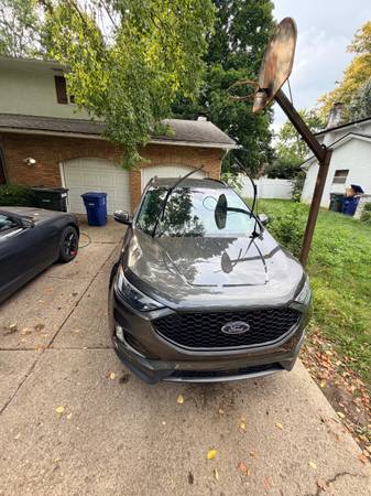2020 Ford Edge SEL — photo 1