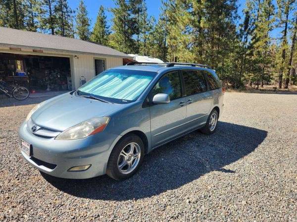 2008 Toyota Sienna XLE 4dr Front-wheel Drive Passenger Van Automatic — photo 6