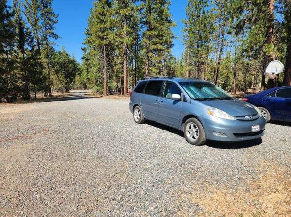 2008 Toyota Sienna XLE 4dr Front-wheel Drive Passenger Van Automatic — photo 1