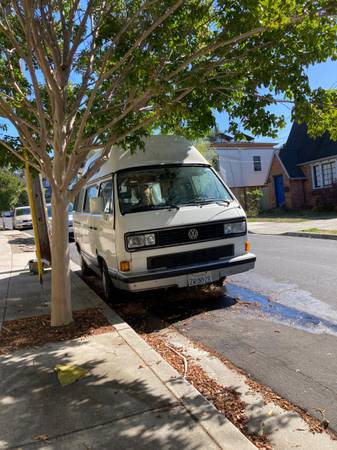 1990 Volkswagen Vanagon GL 3dr Mini-Van — photo 3