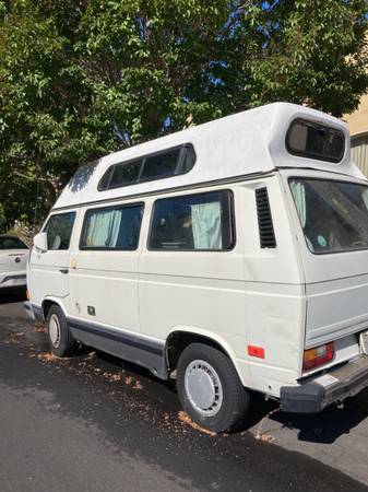 1990 Volkswagen Vanagon GL 3dr Mini-Van — photo 1