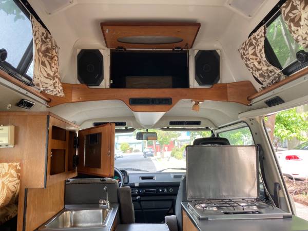1990 Volkswagen Vanagon GL 3dr Mini-Van — photo 6