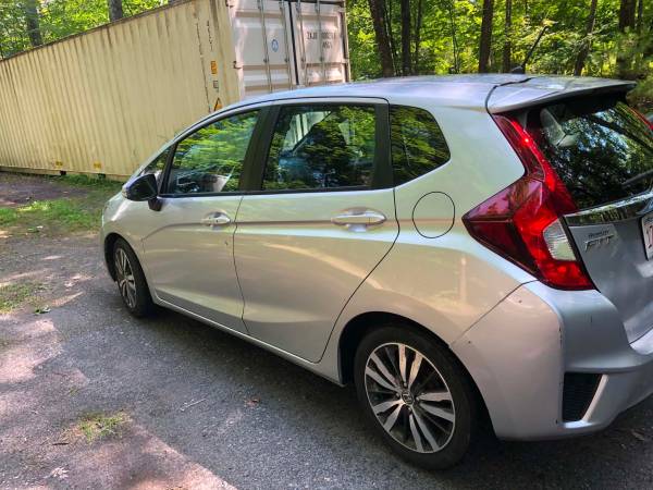 2015 Honda FIT EX 4dr Hatchback CVT — photo 1