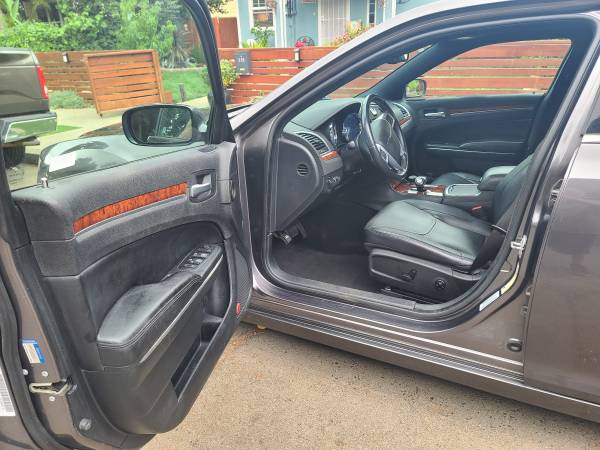 2014 Chrysler 300 S 4dr All-wheel Drive Sedan Automatic — photo 5