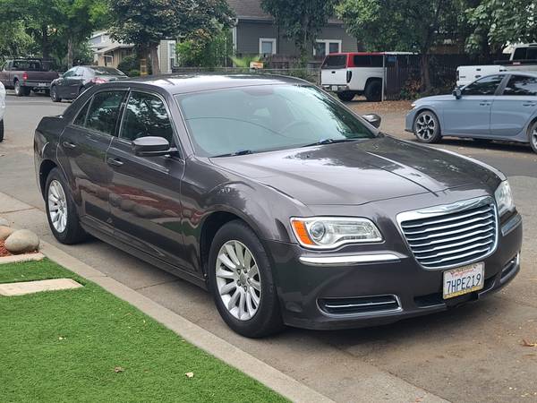 2014 Chrysler 300 S 4dr All-wheel Drive Sedan Automatic — photo 1