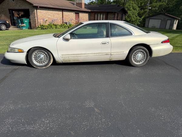 1998 Lincoln Mark Viii Base 2dr Coupe — photo 11