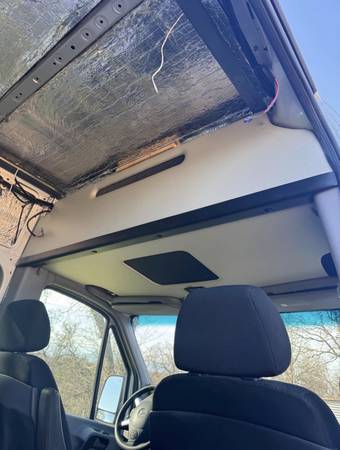 2016 Mercedes-Benz Sprinter High Roof Sprinter 2500 Worker Cargo 170 in. WB Rear-wheel Drive Automatic — photo 4
