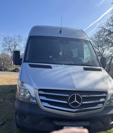 2016 Mercedes-Benz Sprinter High Roof Sprinter 2500 Worker Cargo 170 in. WB Rear-wheel Drive Automatic — photo 7