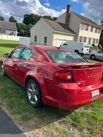 2014 Dodge Avenger SE 4dr Front-wheel Drive Sedan Automatic — photo 3