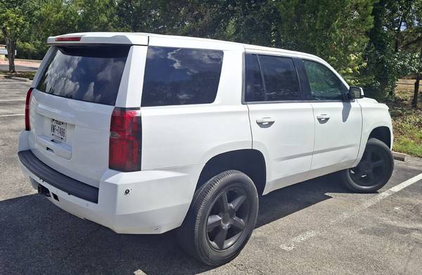 2016 Chevrolet Tahoe LT 4x4 Automatic — photo 6