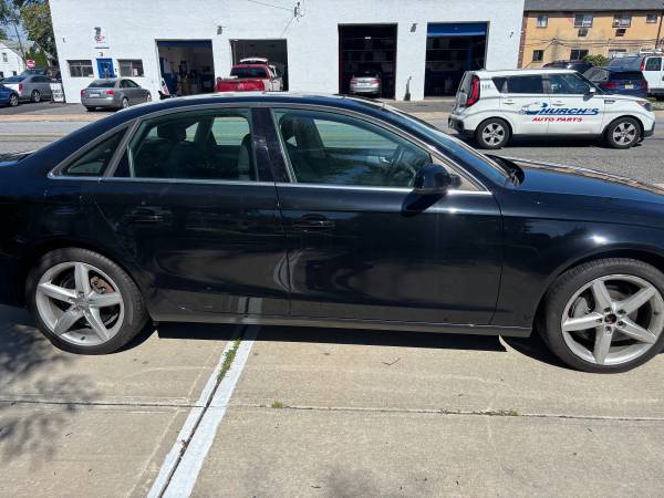 2011 Audi A4 2.0T Premium — photo 10
