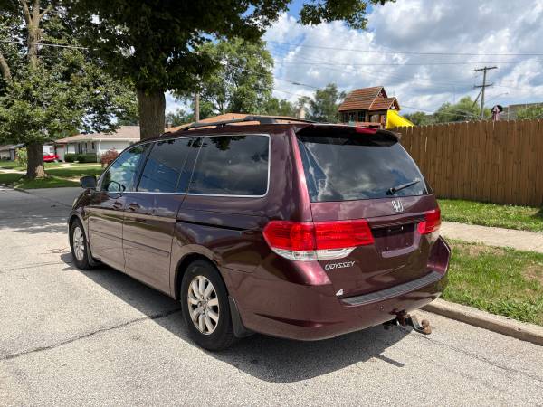 2010 Honda Odyssey EX Passenger Van Automatic — photo 4