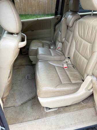 2010 Honda Odyssey EX Passenger Van Automatic — photo 8