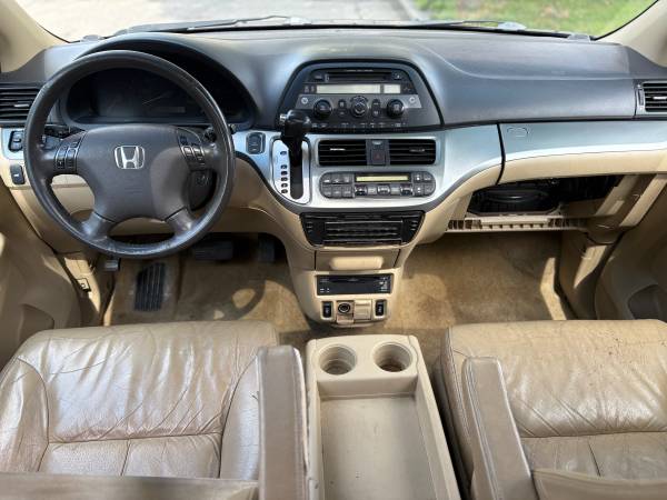 2010 Honda Odyssey EX Passenger Van Automatic — photo 7