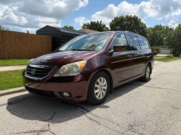 2010 Honda Odyssey EX Passenger Van Automatic — photo 1