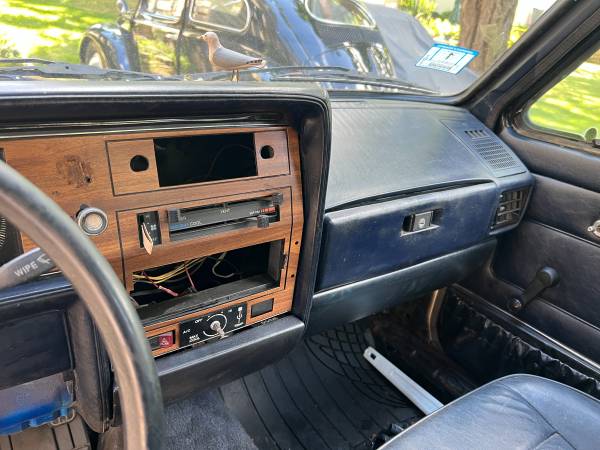1982 Volkswagen Pickup LX 2dr Standard Cab — photo 10