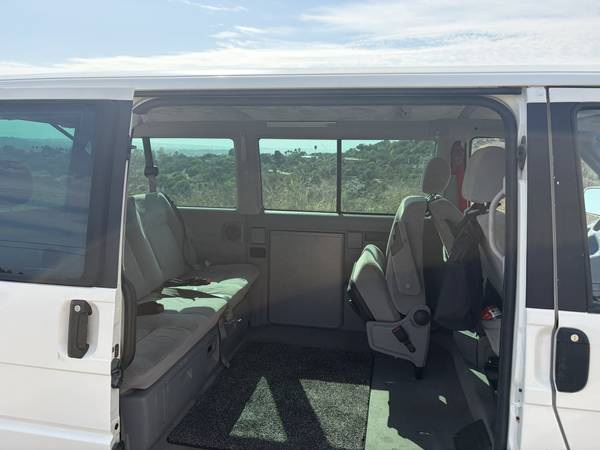2001 Volkswagen Eurovan MV — photo 6