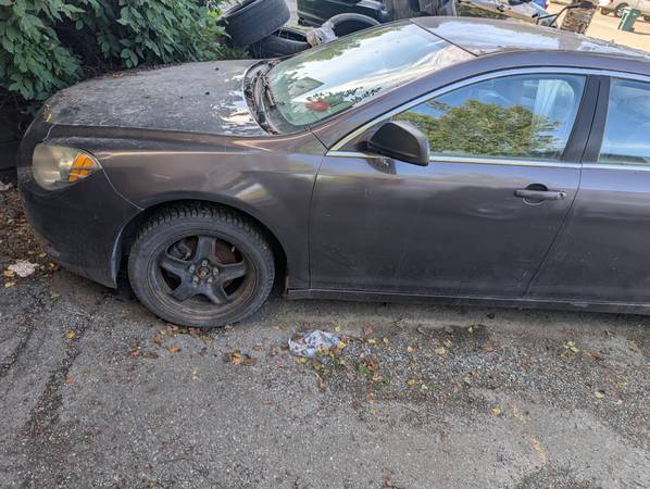 2012 Chevrolet Malibu LS 4dr Sedan Automatic — photo 3