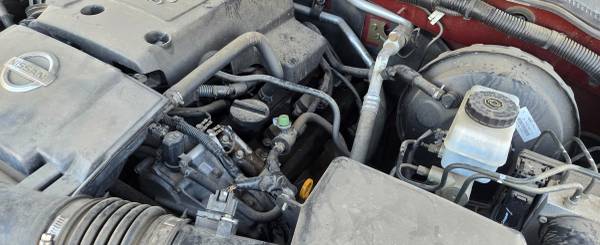 2005 Nissan Pathfinder SE — photo 9