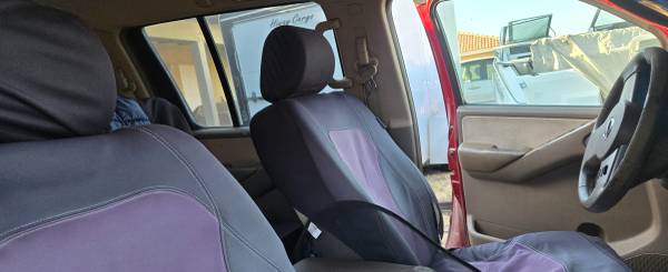 2005 Nissan Pathfinder SE — photo 10