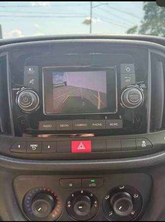 2020 RAM Promaster City SLT Wagon Automatic — photo 2