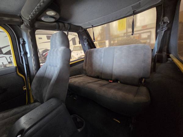 2004 Jeep Wrangler Unlimited 2dr 4x4 LWB Automatic — photo 8