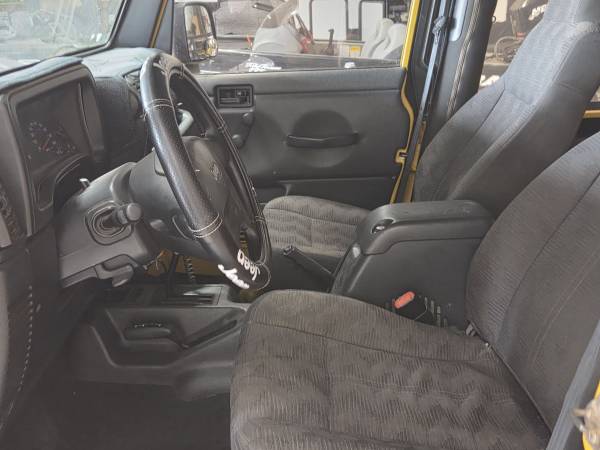 2004 Jeep Wrangler Unlimited 2dr 4x4 LWB Automatic — photo 6