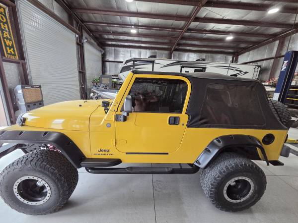 2004 Jeep Wrangler Unlimited 2dr 4x4 LWB Automatic — photo 2
