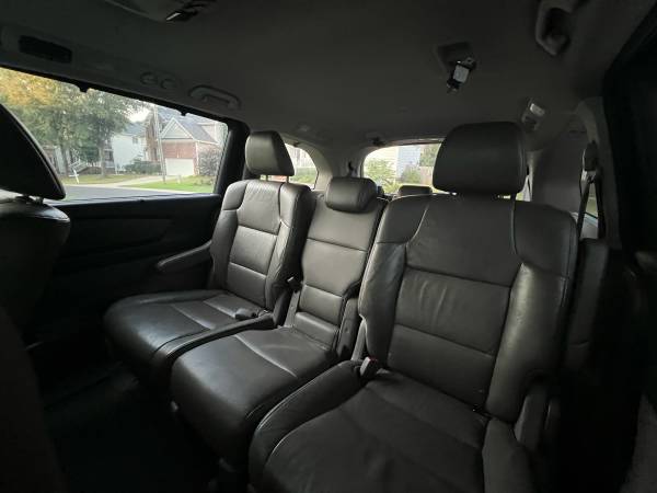 2011 Honda Odyssey EX — photo 5