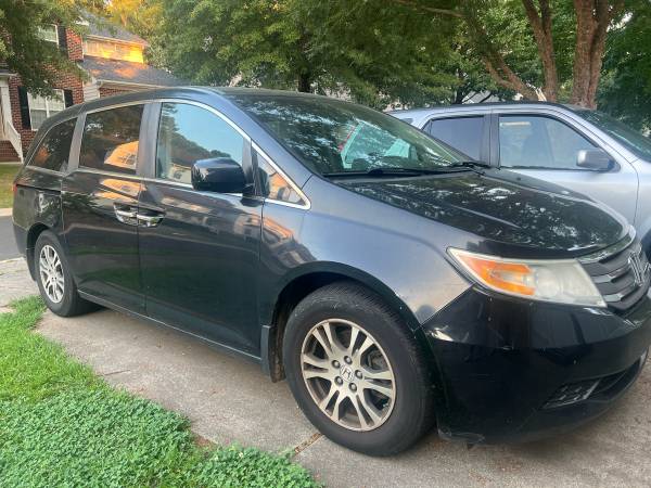 2011 Honda Odyssey EX — photo 1