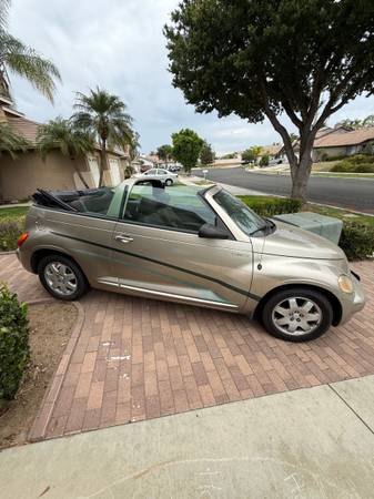2005 Chrysler PT Cruiser GT 2dr Convertible Manual — photo 2