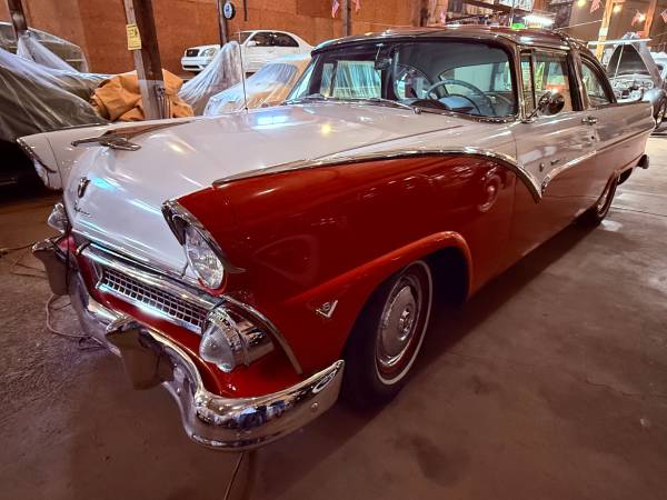 1955 Ford Crown Victoria — photo 1