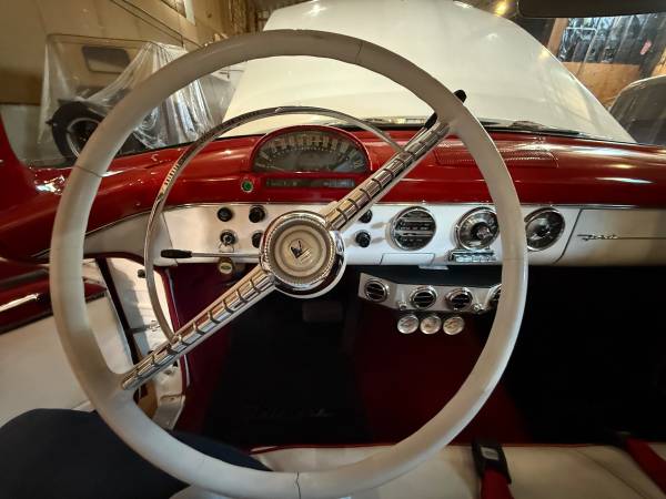 1955 Ford Crown Victoria — photo 11