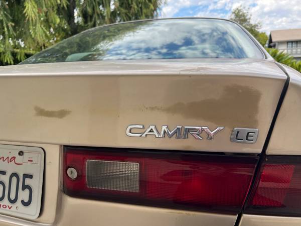 1999 Toyota Camry LE 4dr Sedan Automatic — photo 8