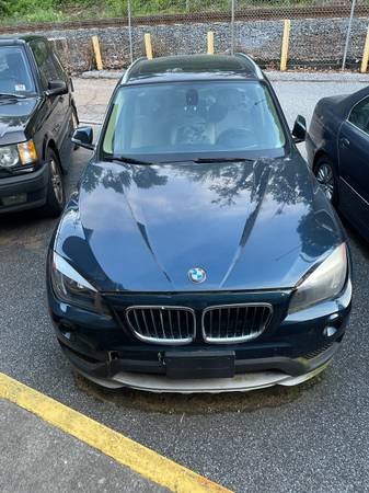 2015 BMW X1 sDrive28i — photo 2