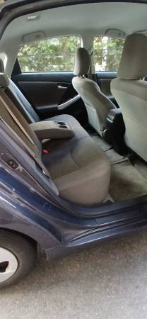 2013 Toyota Prius Two — photo 8