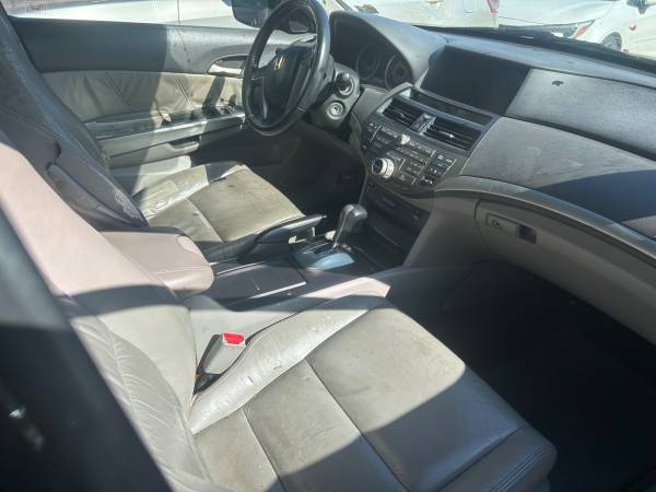2009 Honda Acco — photo 2