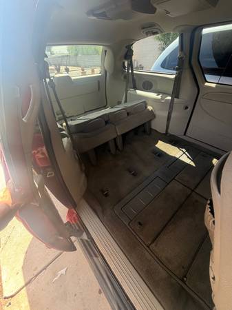 2006 Dodge Grand Caravan CV Cargo Van Automatic — photo 6