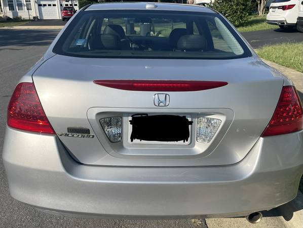 2006 Honda Accord 3.0 EX 4dr Sedan Automatic — photo 4