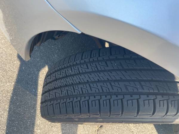 2006 Honda Accord 3.0 EX 4dr Sedan Automatic — photo 9