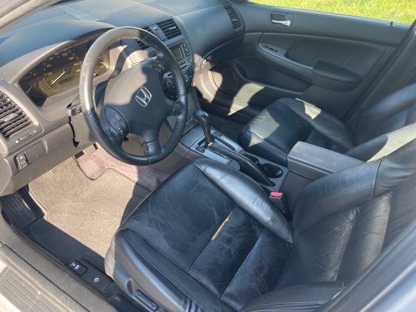 2006 Honda Accord 3.0 EX 4dr Sedan Automatic — photo 6