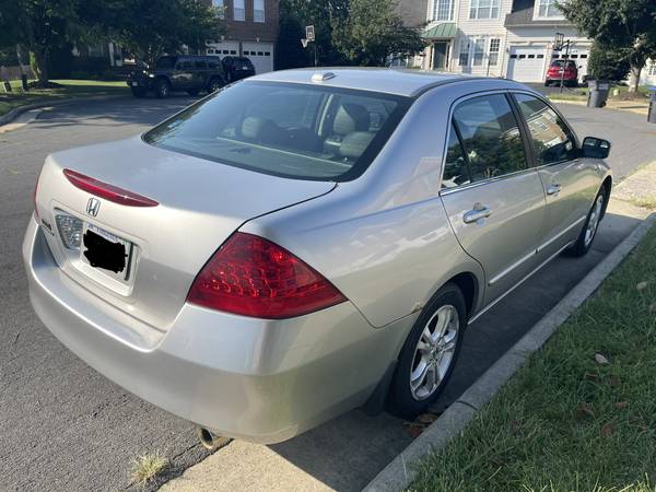 2006 Honda Accord 3.0 EX 4dr Sedan Automatic — photo 3
