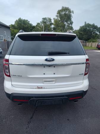 2013 Ford Explorer XLT 4dr 4x4 Automatic — photo 7