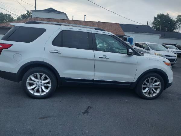 2013 Ford Explorer XLT 4dr 4x4 Automatic — photo 11